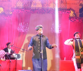 Deene khan