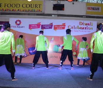 Venga Boys Dance Troupe