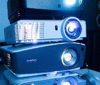 KatTech a projector rental services