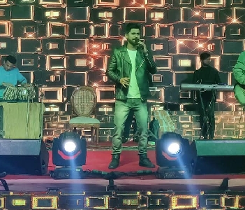 Singer Akash Gupta