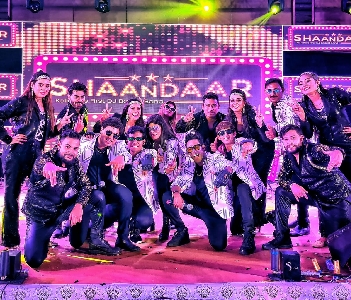 Shaandaar - The DJ Based