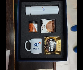 Corporate gifts and Trophies