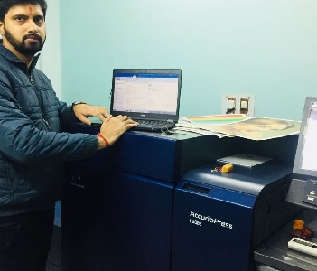 Neelank Graphics